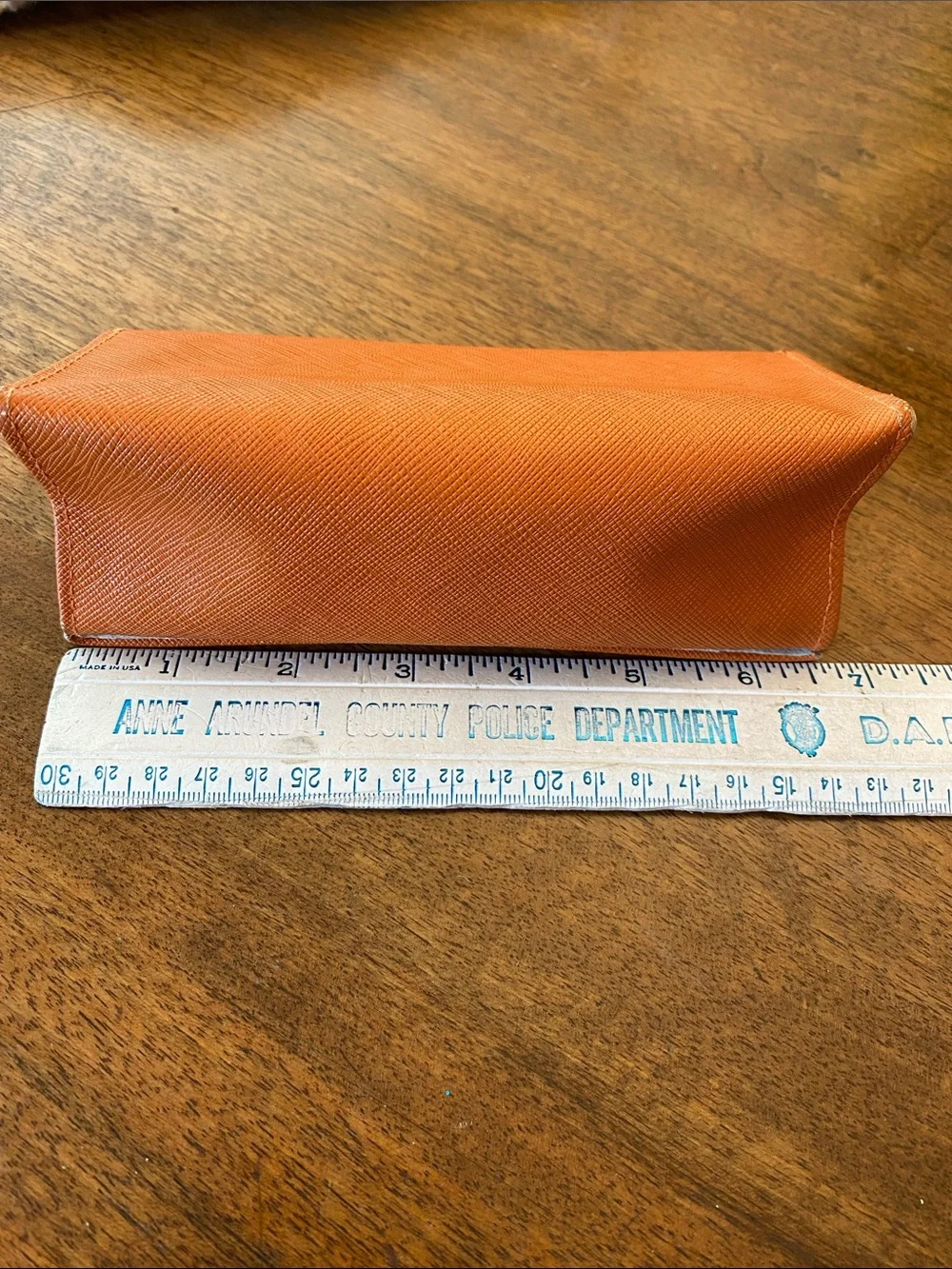 FREE TORY BURCH Glasses Case